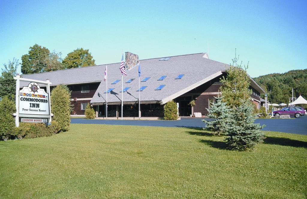 Commodores Inn Stowe Extérieur photo