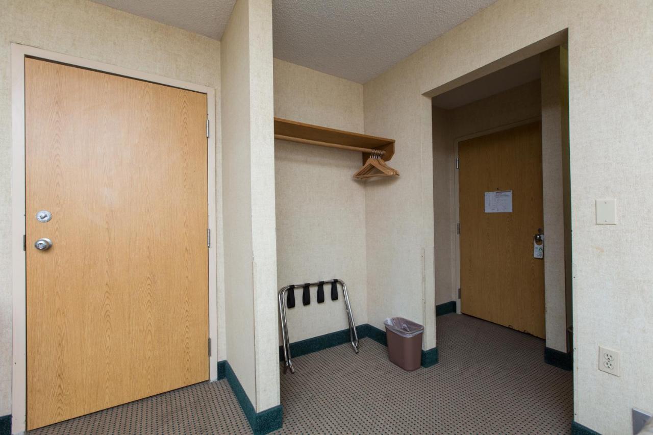 Commodores Inn Stowe Extérieur photo