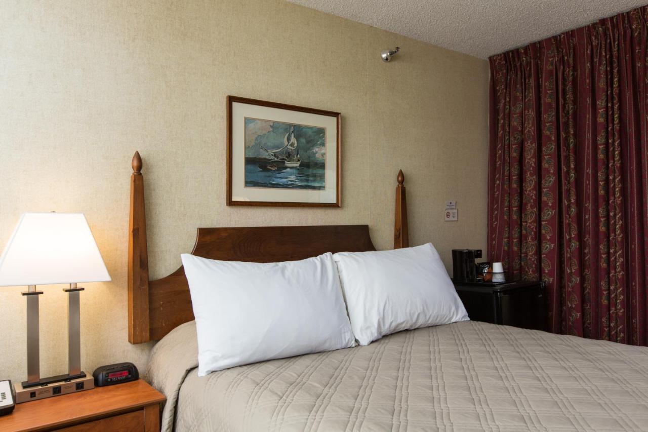 Commodores Inn Stowe Extérieur photo