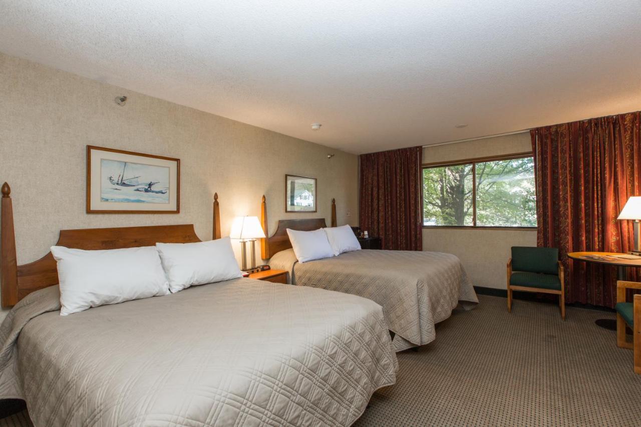 Commodores Inn Stowe Extérieur photo
