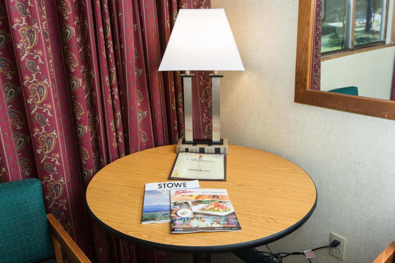 Commodores Inn Stowe Extérieur photo