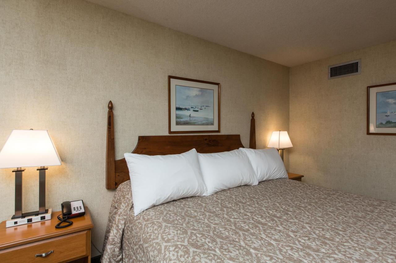Commodores Inn Stowe Extérieur photo